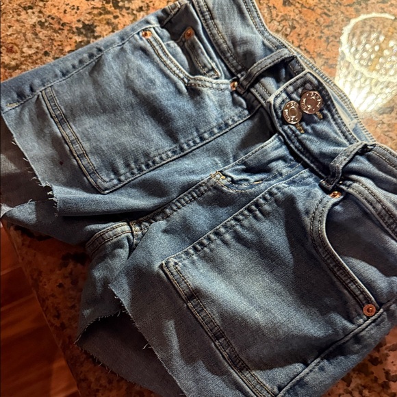 Garage Light Blue Jean Shorts - Picture 4 of 5